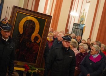 Słupczanie powitali Matkę Boską ZDJĘCIA