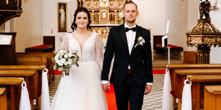 Ewelina i Mateusz. Wszystkiego najlepszego!