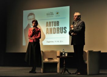 Znany dziennikarz zgromadził całą salę