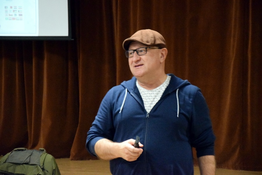 Marek Pindral gościem strzałkowskiego uniwersytetu