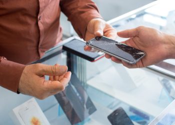 Jak założyć serwis GSM?