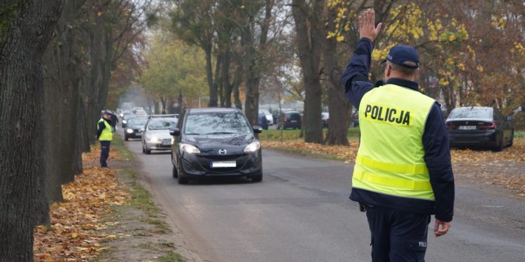 Tragiczny weekend na drogach. Policja podała statystyki