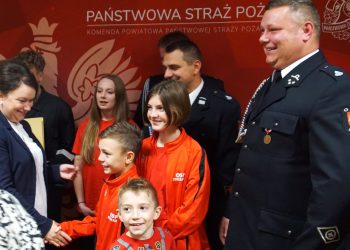 135 tysięcy dla młodych strażaków