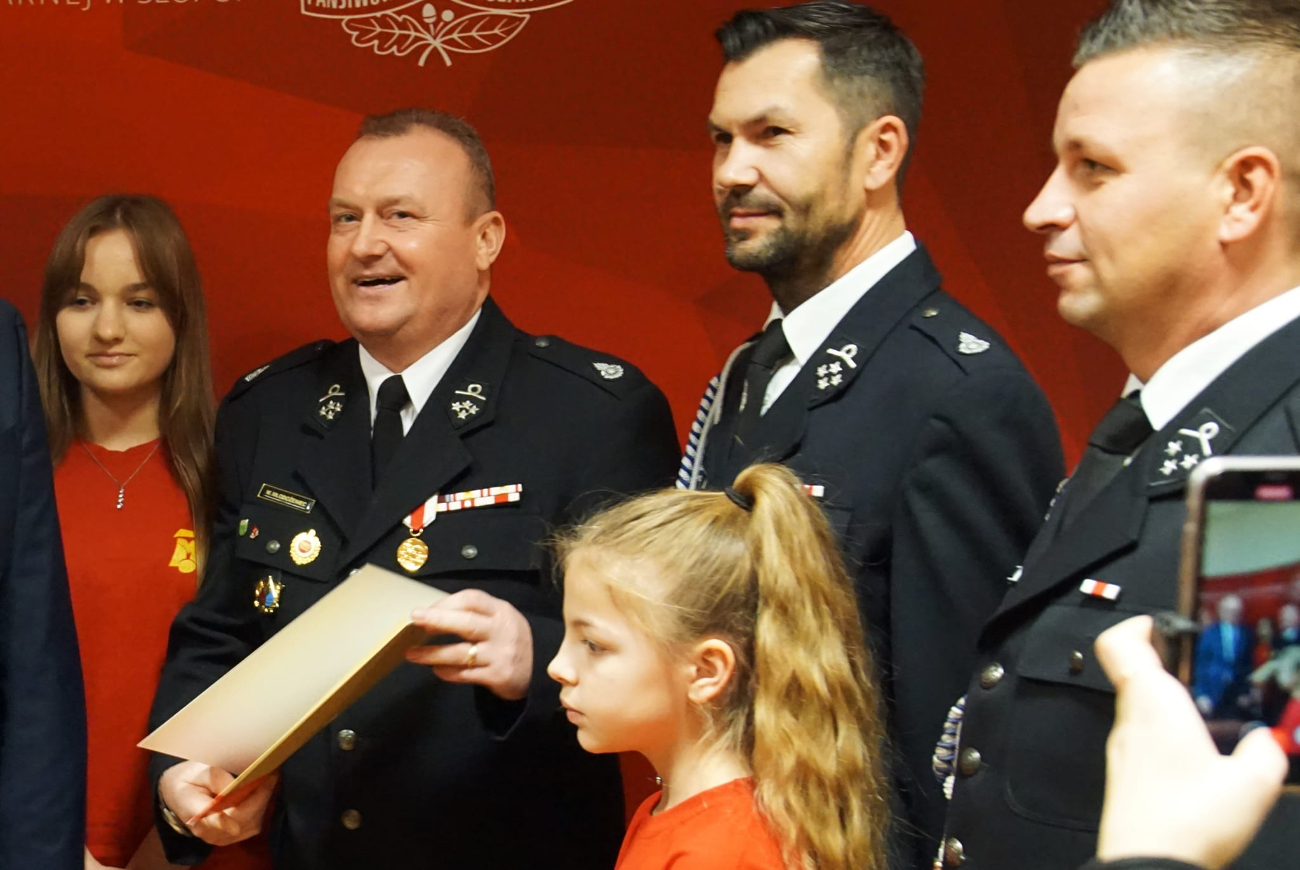 135 tysięcy dla młodych strażaków