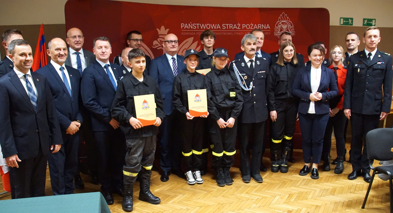 135 tysięcy dla młodych strażaków