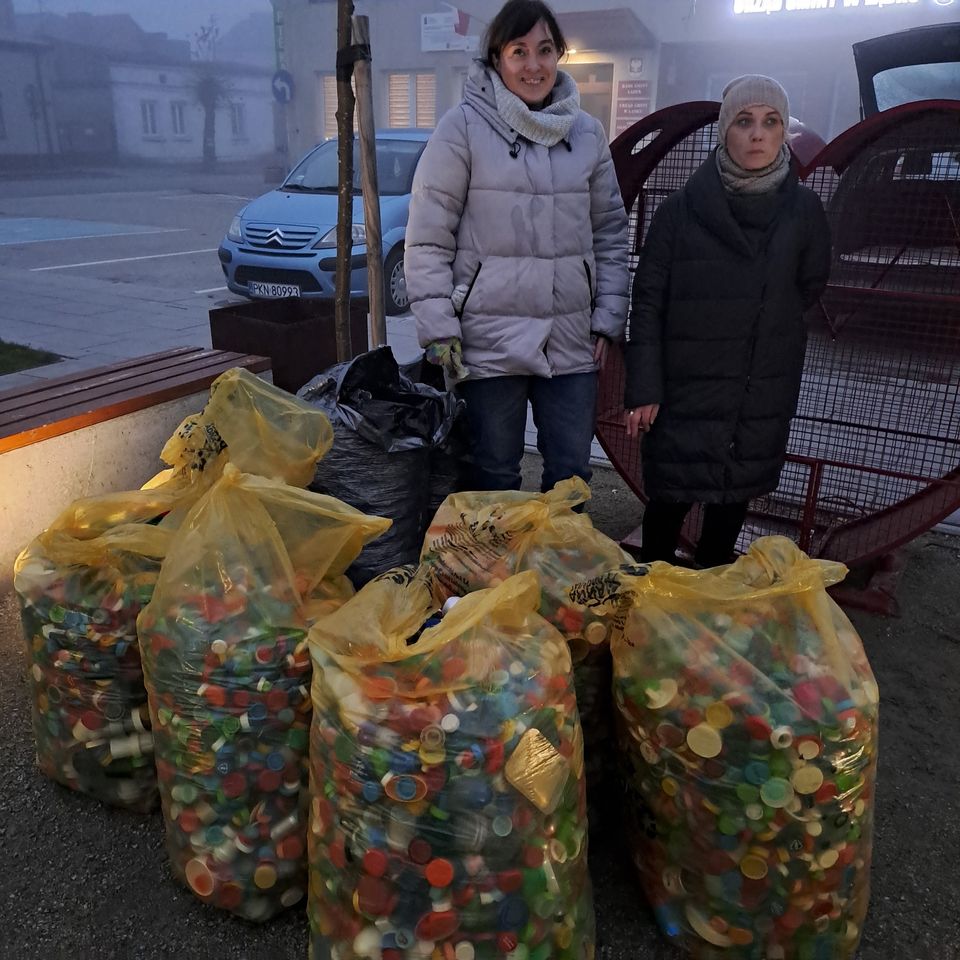 Nakrętki dla Tymka i Liwki