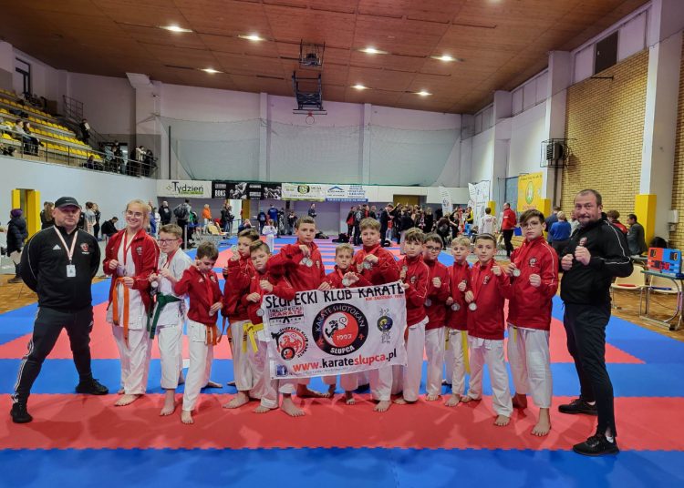 Zdobyli osiemnaście medali