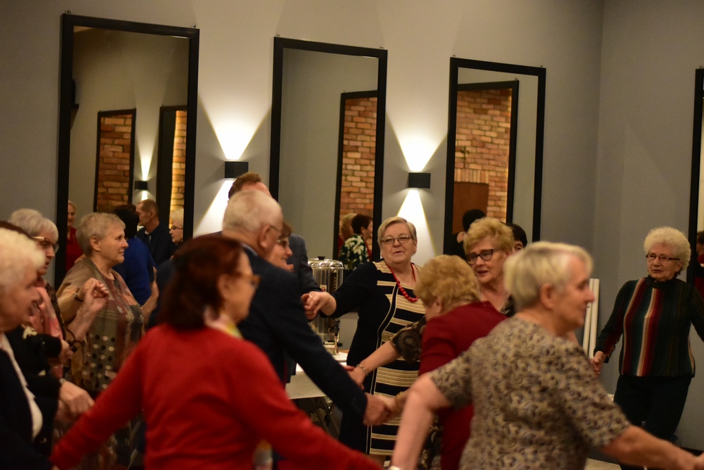 Andrzejki u seniorów. Zobacz, jak się bawili