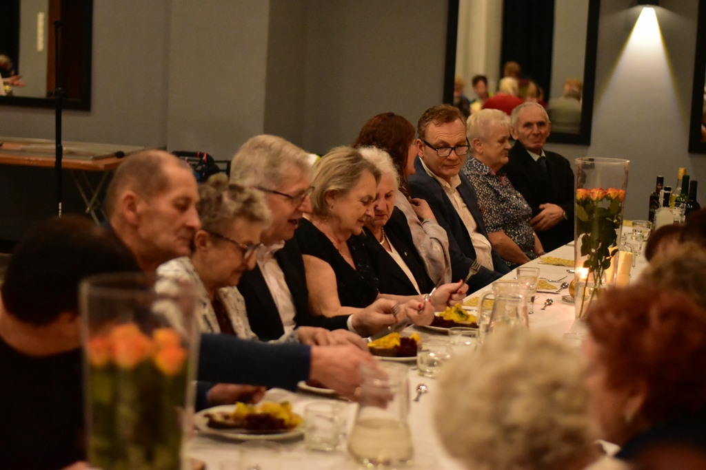 Andrzejki u seniorów. Zobacz, jak się bawili