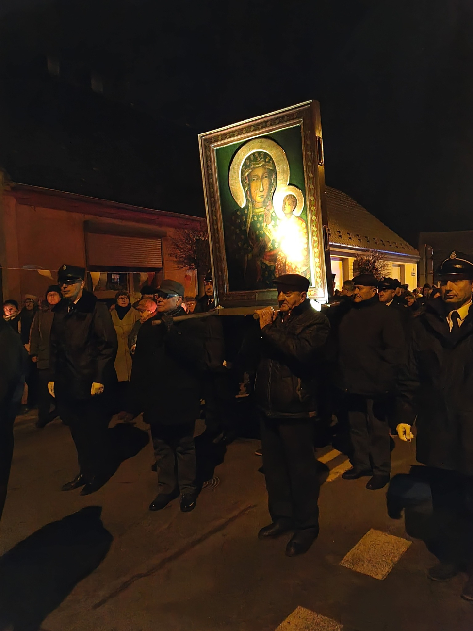 Powidzanie powitali Matkę Boską ZDJĘCIA