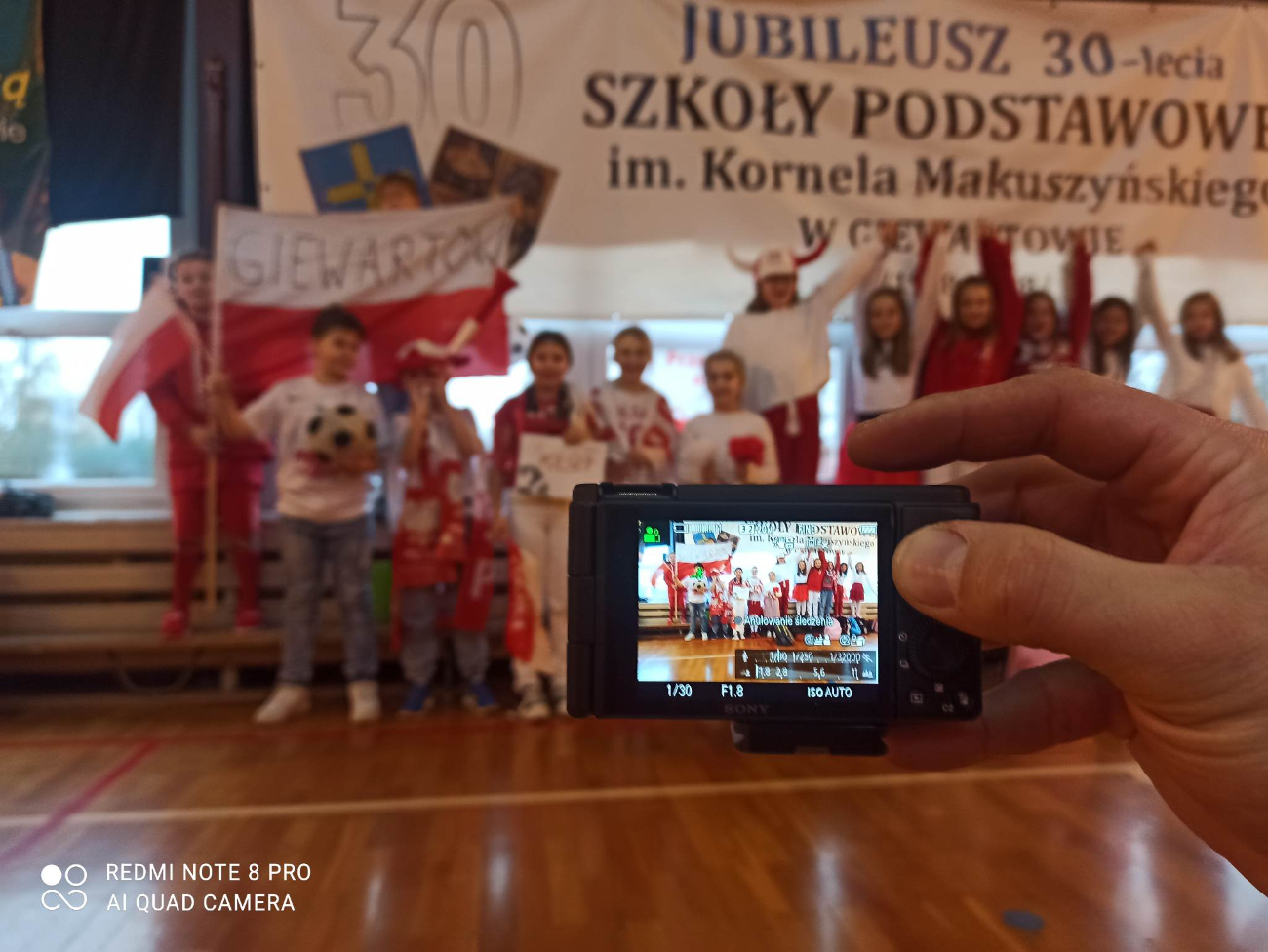 Niezwykła strefa kibica w Giewartowie ZDJĘCIA