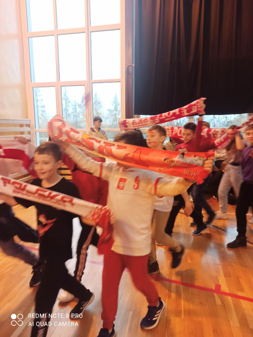 Niezwykła strefa kibica w Giewartowie ZDJĘCIA