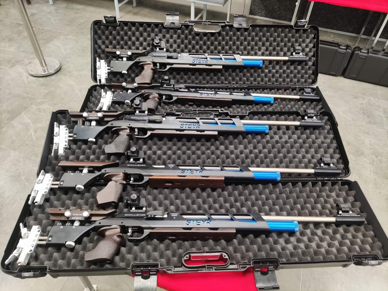 Dotarły nowe pistolety. Burmistrz zaprasza do korzystania