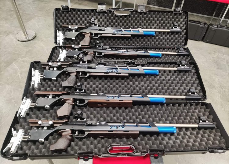 Dotarły nowe pistolety. Burmistrz zaprasza do korzystania