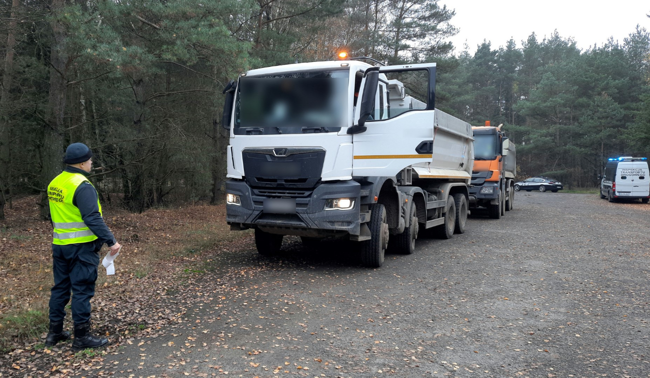 Kontrolowali ciężarówki w Niezgodzie. Były nieprawidłowości