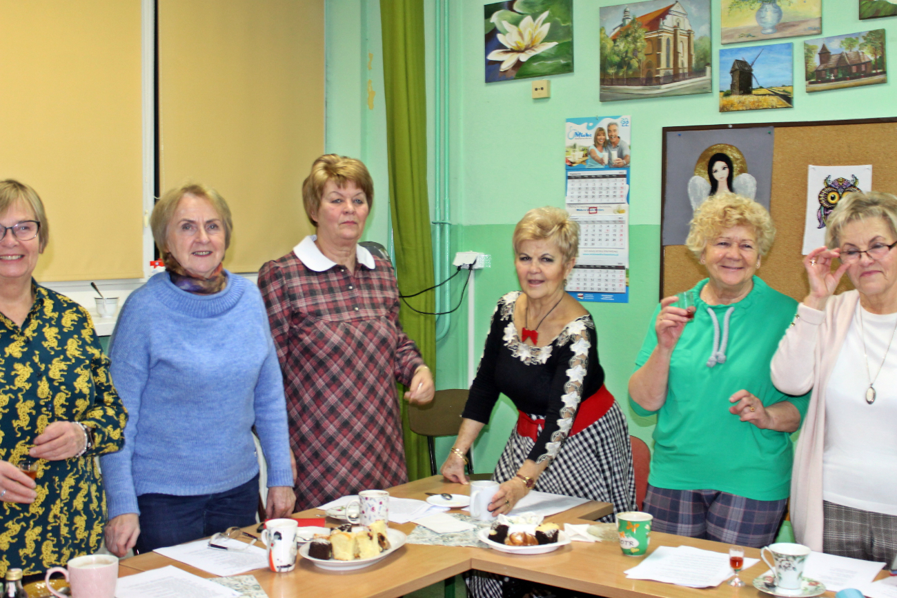 Andrzejki w Uniwersytecie Trzeciego Wieku ZDJĘCIA