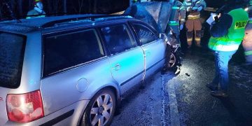 Pierwszy śnieg i już wypadek. Uważajcie!