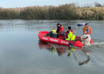 Nurkowie sprawdzają rzekę. Trzeci dzień akcji