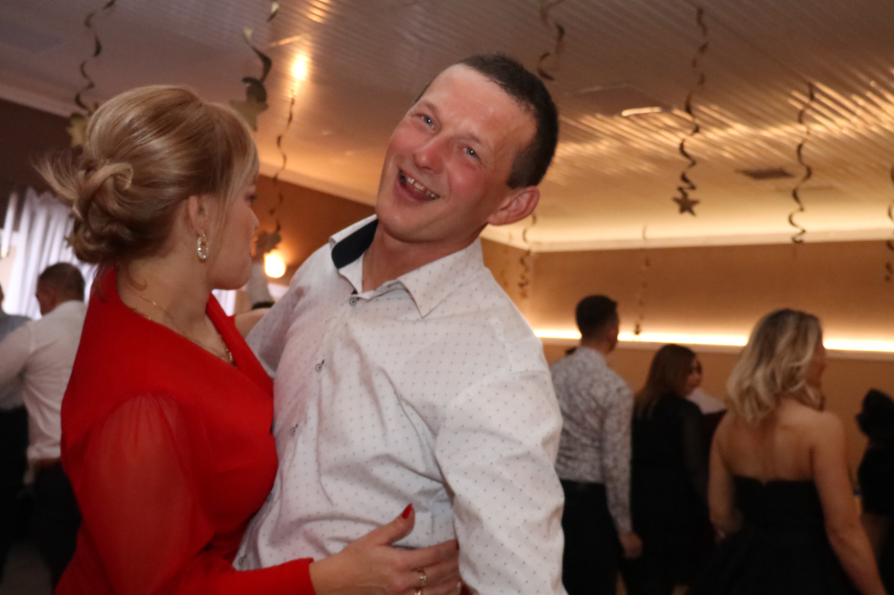 Zabawa z Misiem. Tam zawsze jest super ZDJĘCIA