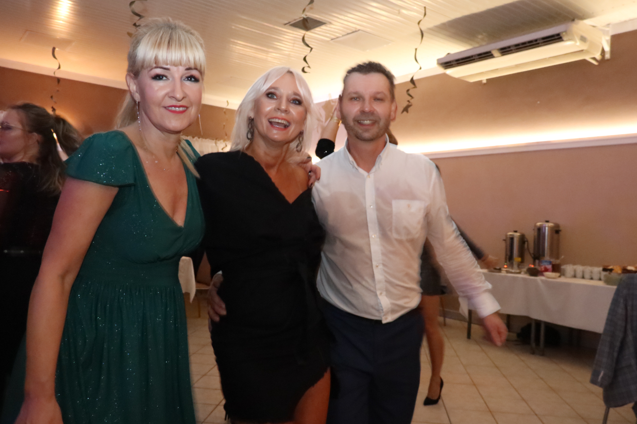 Zabawa z Misiem. Tam zawsze jest super ZDJĘCIA