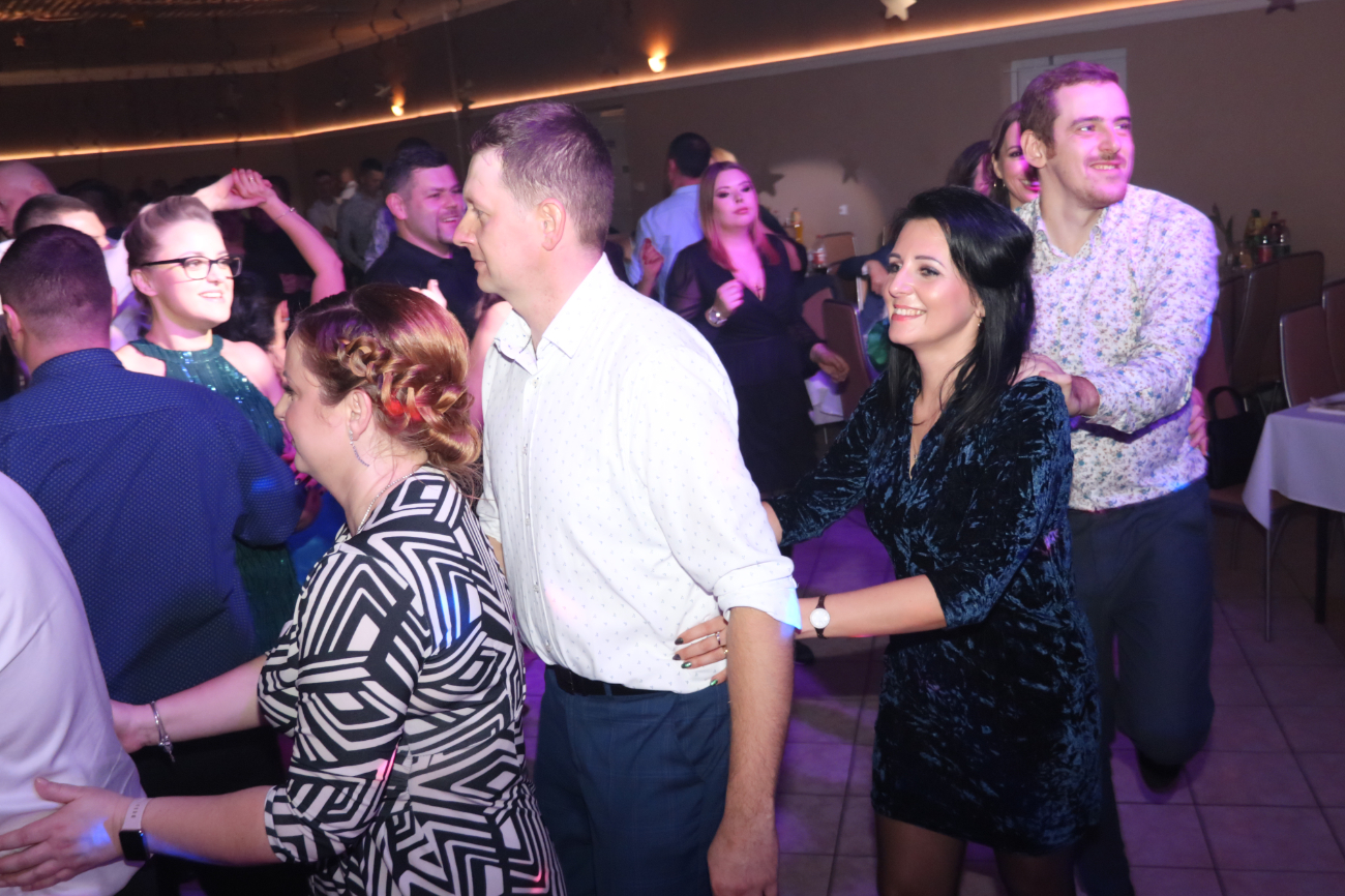 Zabawa z Misiem. Tam zawsze jest super ZDJĘCIA