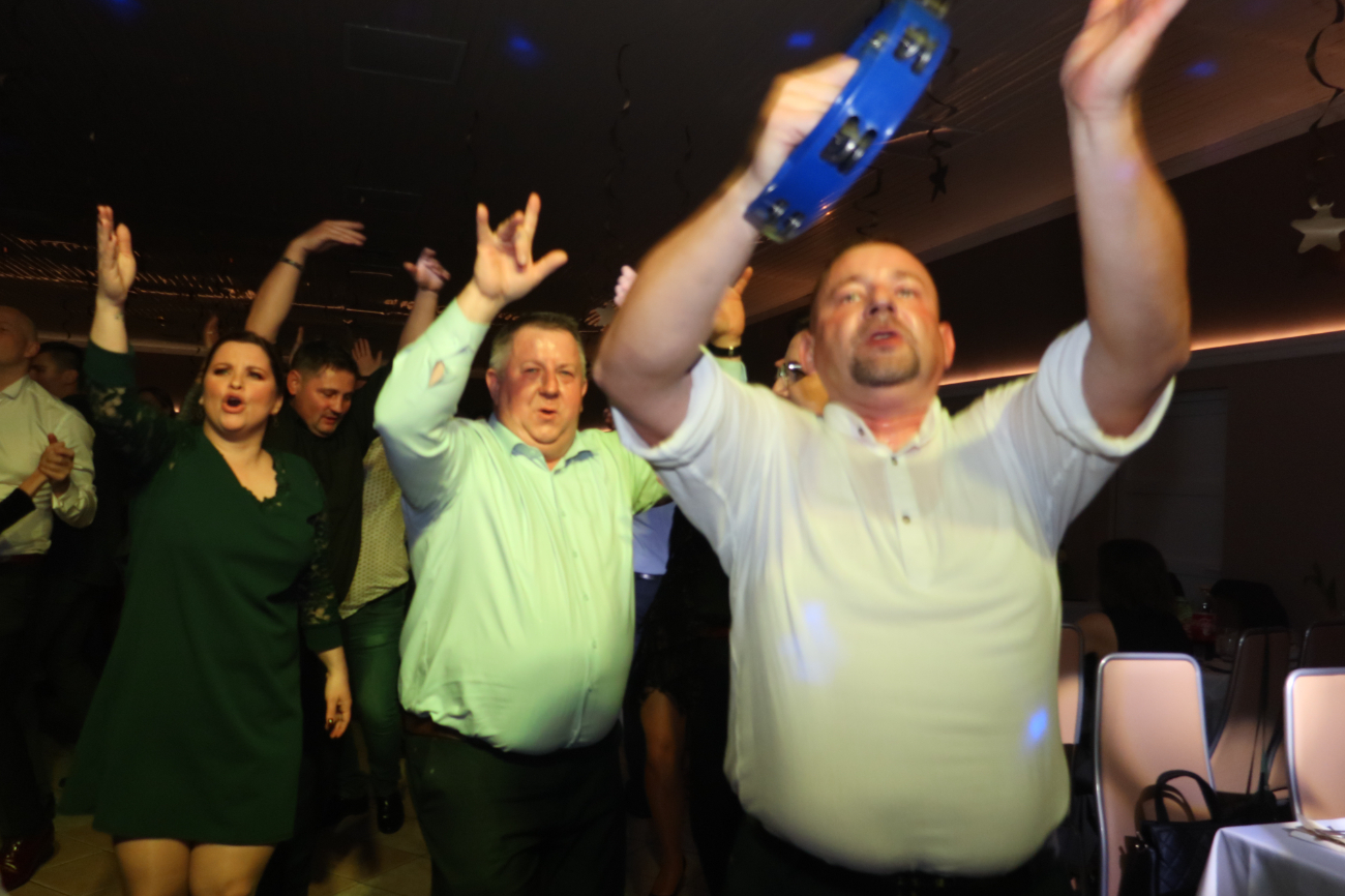 Zabawa z Misiem. Tam zawsze jest super ZDJĘCIA