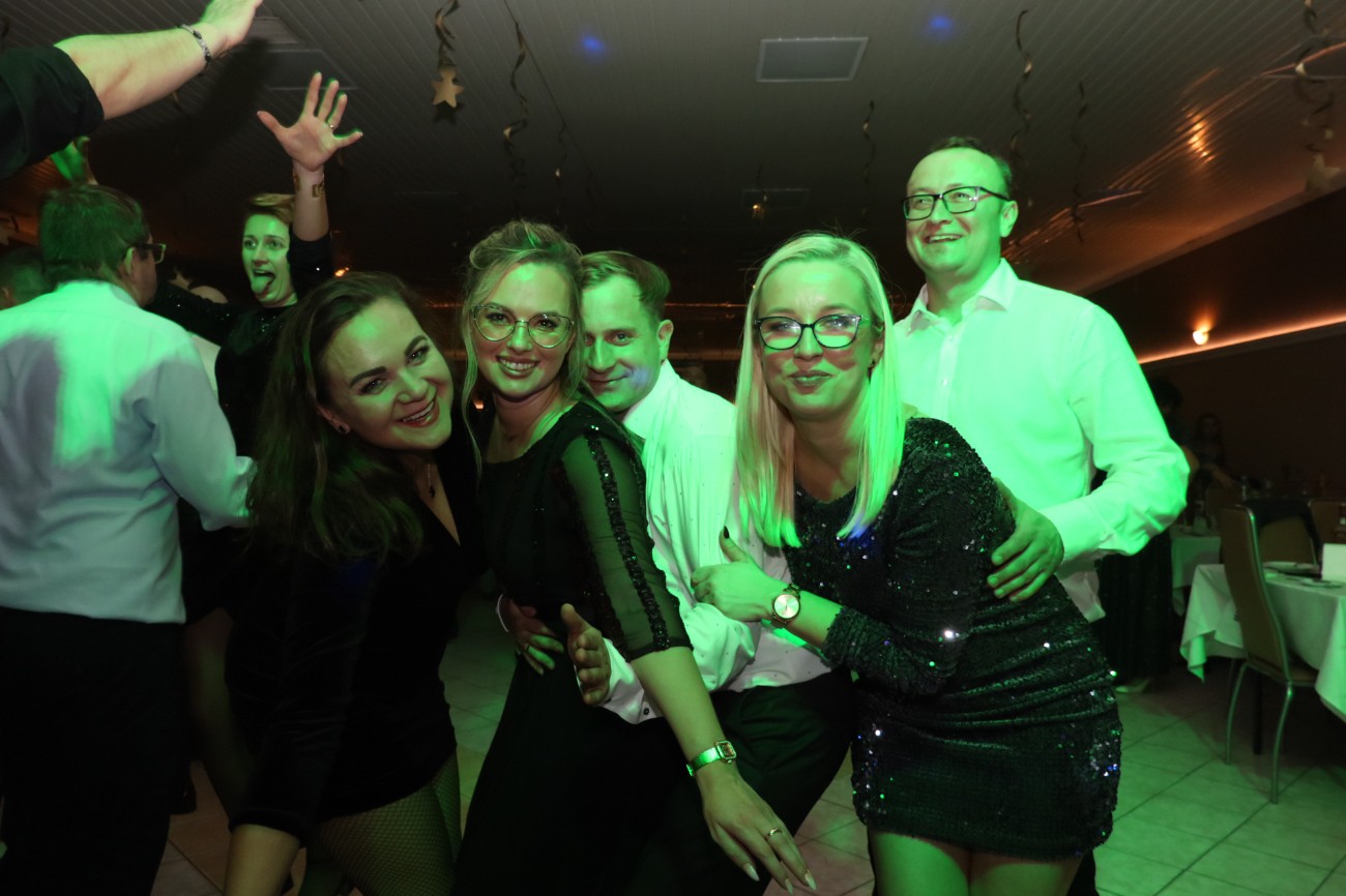 Zabawa z Misiem. Tam zawsze jest super ZDJĘCIA