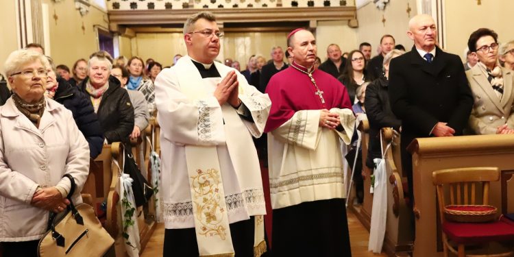 Obraz Matki Bożej w Graboszewie ZDJĘCIA