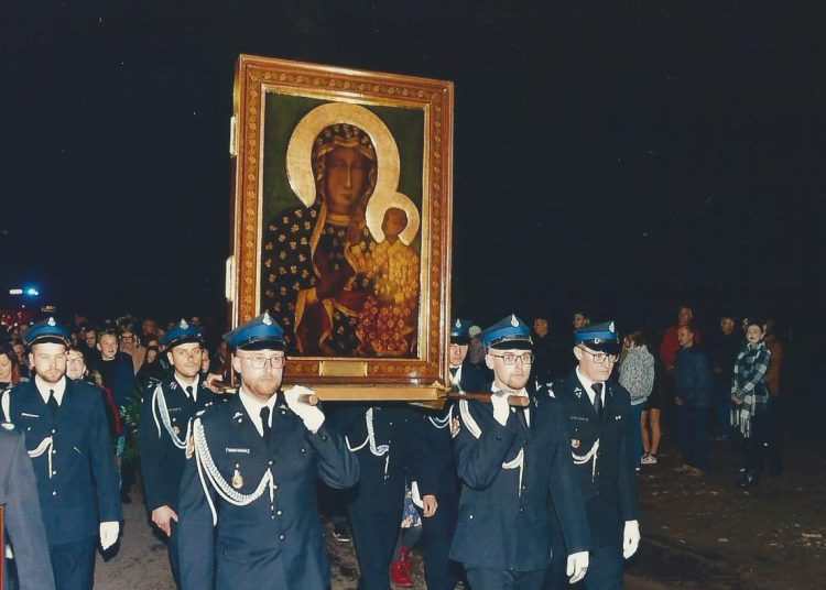 Ikona dotarła do Szemborowa. Zobacz zdjęcia