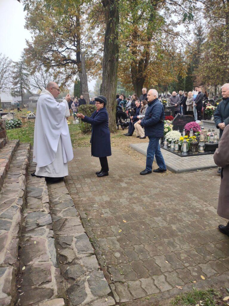 Wszystkich Świętych w Giewartowie ZDJĘCIA