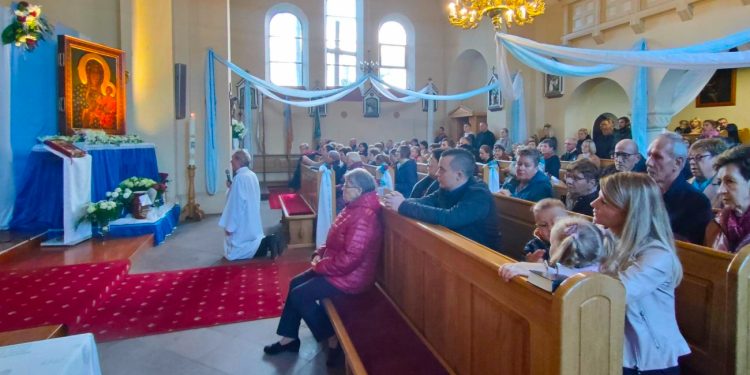 Tak Skarboszewo przyjęło obraz Matki Bożej