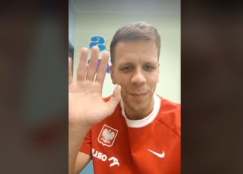 Wojtek Szczęsny pozdrawia uczniów z Giewartowa. „Czekam na Was”