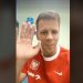 Wojtek Szczęsny pozdrawia uczniów z Giewartowa. „Czekam na Was”