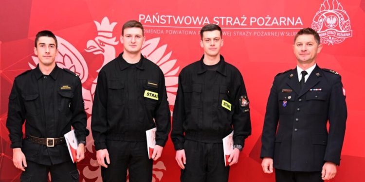 Strażacy z awansami