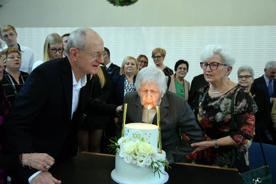 100 lat Pani Leokadii