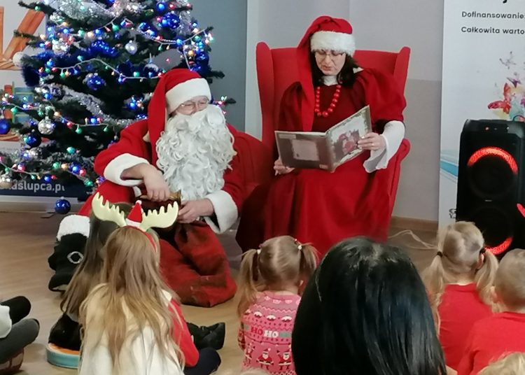 Mikołaj w bibliotece. Tak się bawili najmłodsi