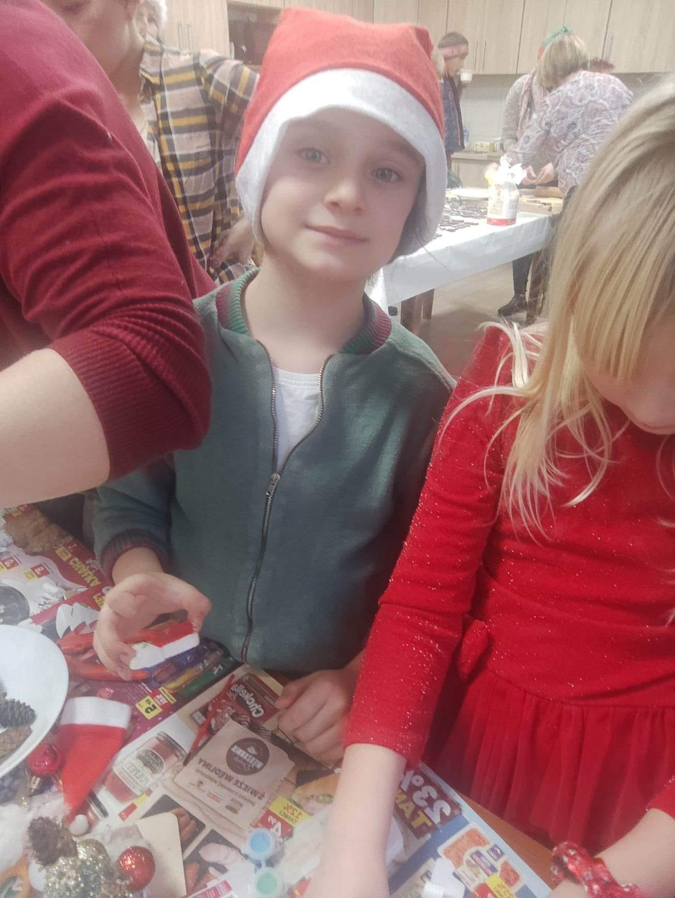 Pierniki, choinka i prezenty. Mikołajki w Giewartowie ZDJĘCIA