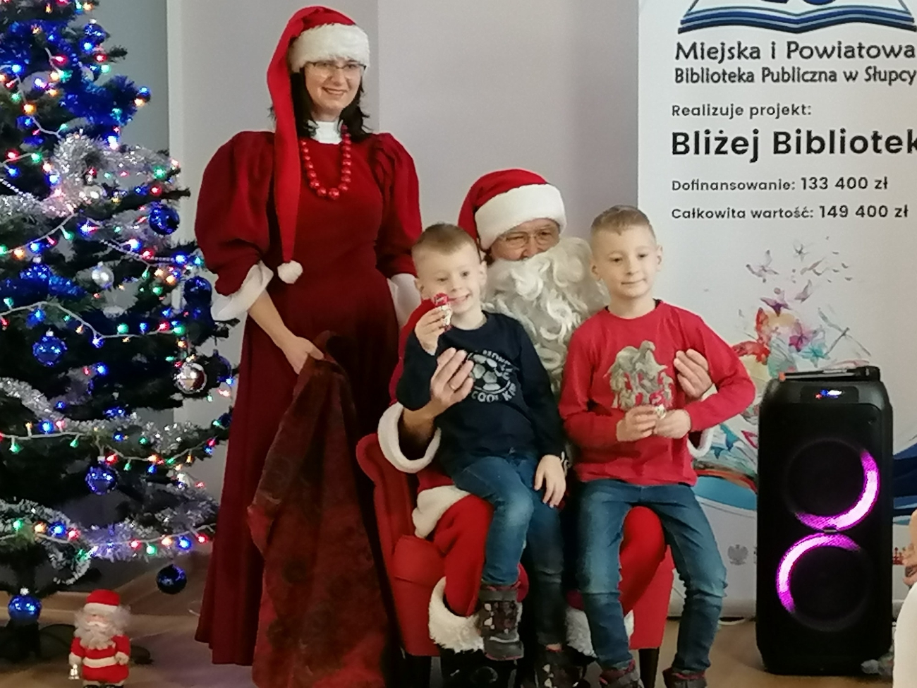 Mikołaj w bibliotece. Tak się bawili najmłodsi