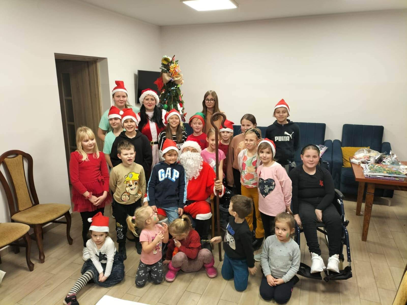 Pierniki, choinka i prezenty. Mikołajki w Giewartowie ZDJĘCIA