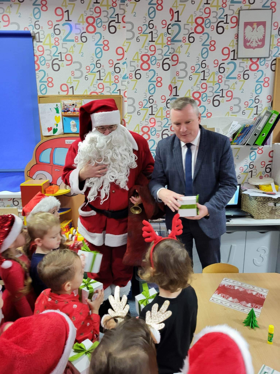 Mikołaj w słupeckich przedszkolach ZDJĘCIA