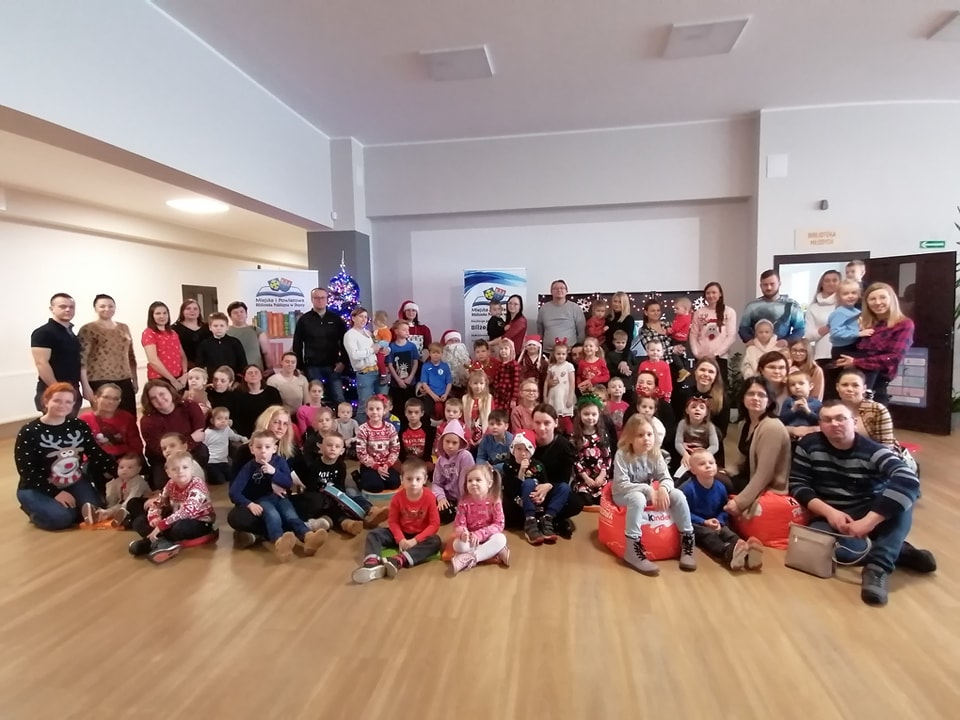 Mikołaj w bibliotece. Tak się bawili najmłodsi