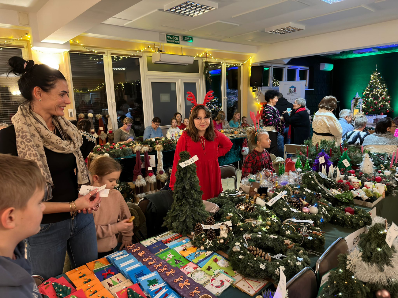 Za nami Świąteczny Jarmark w Powidzu. Powstała piosenka świąteczna