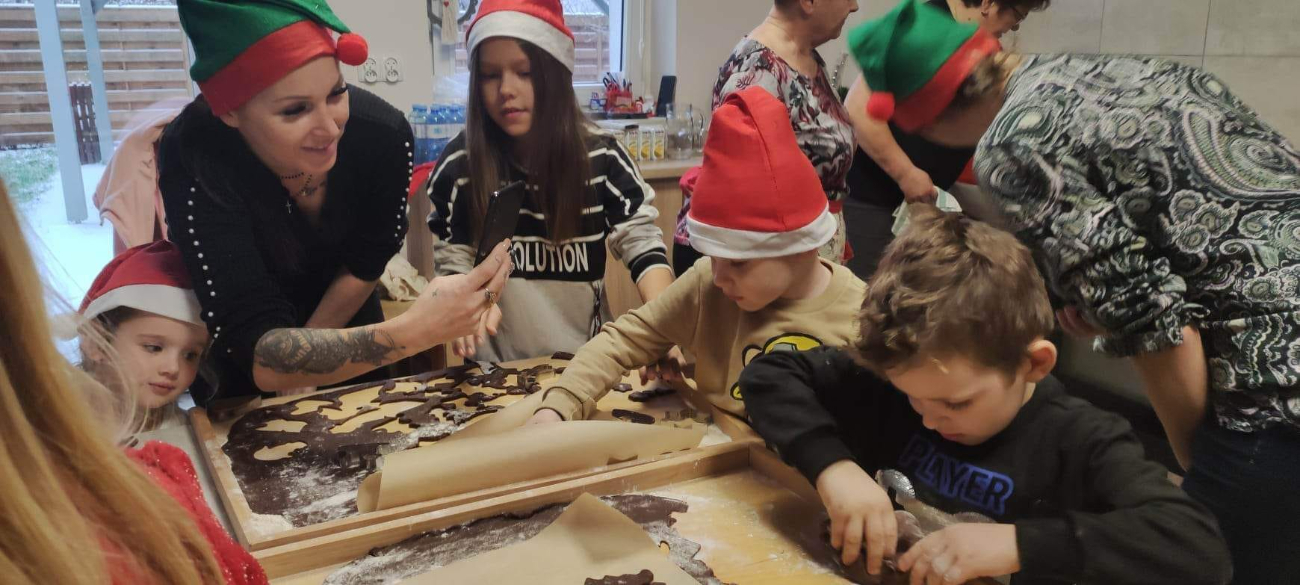 Pierniki, choinka i prezenty. Mikołajki w Giewartowie ZDJĘCIA