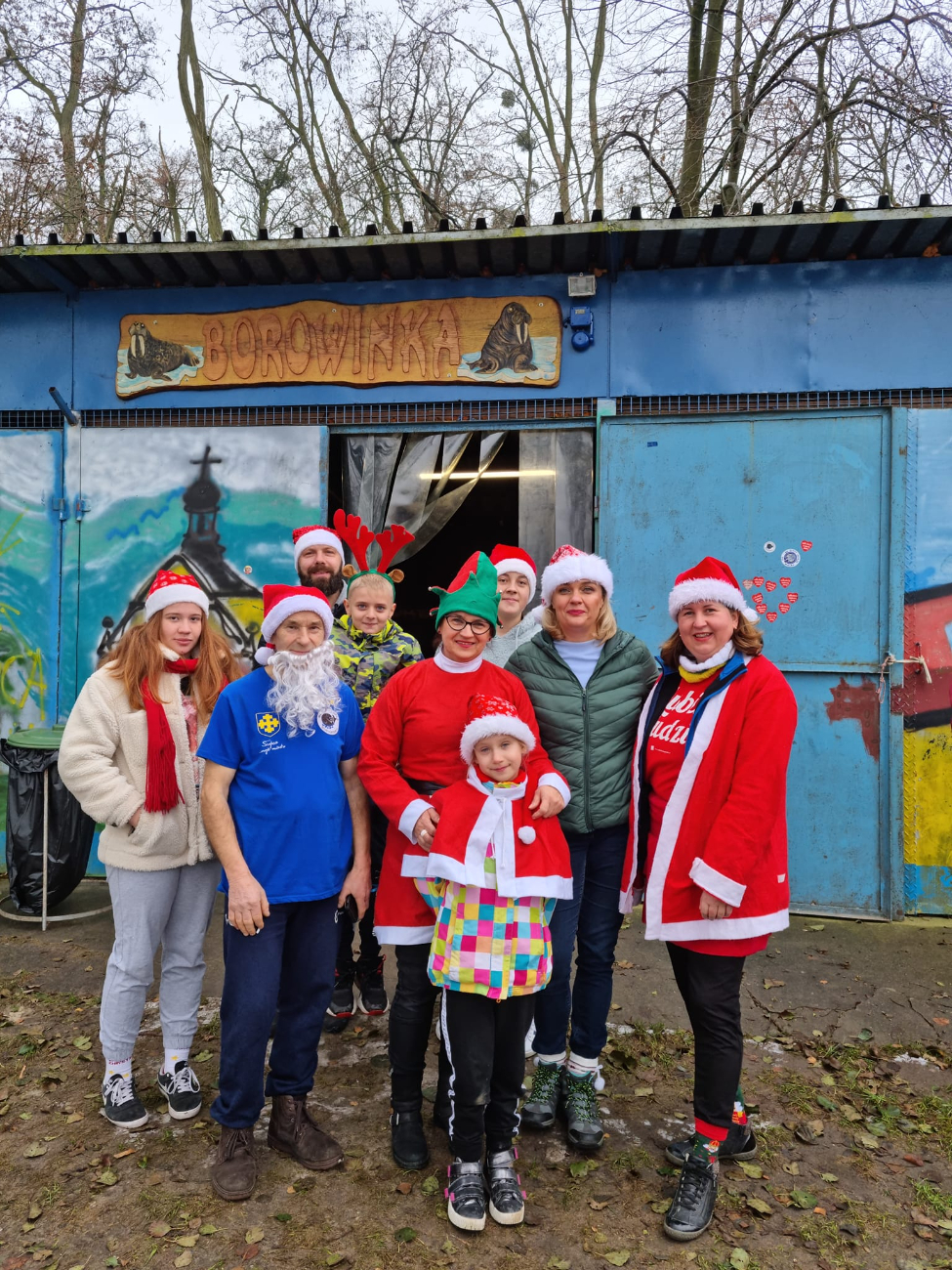 Słupeckie Morsy poczuły już klimat świąt ZDJĘCIA