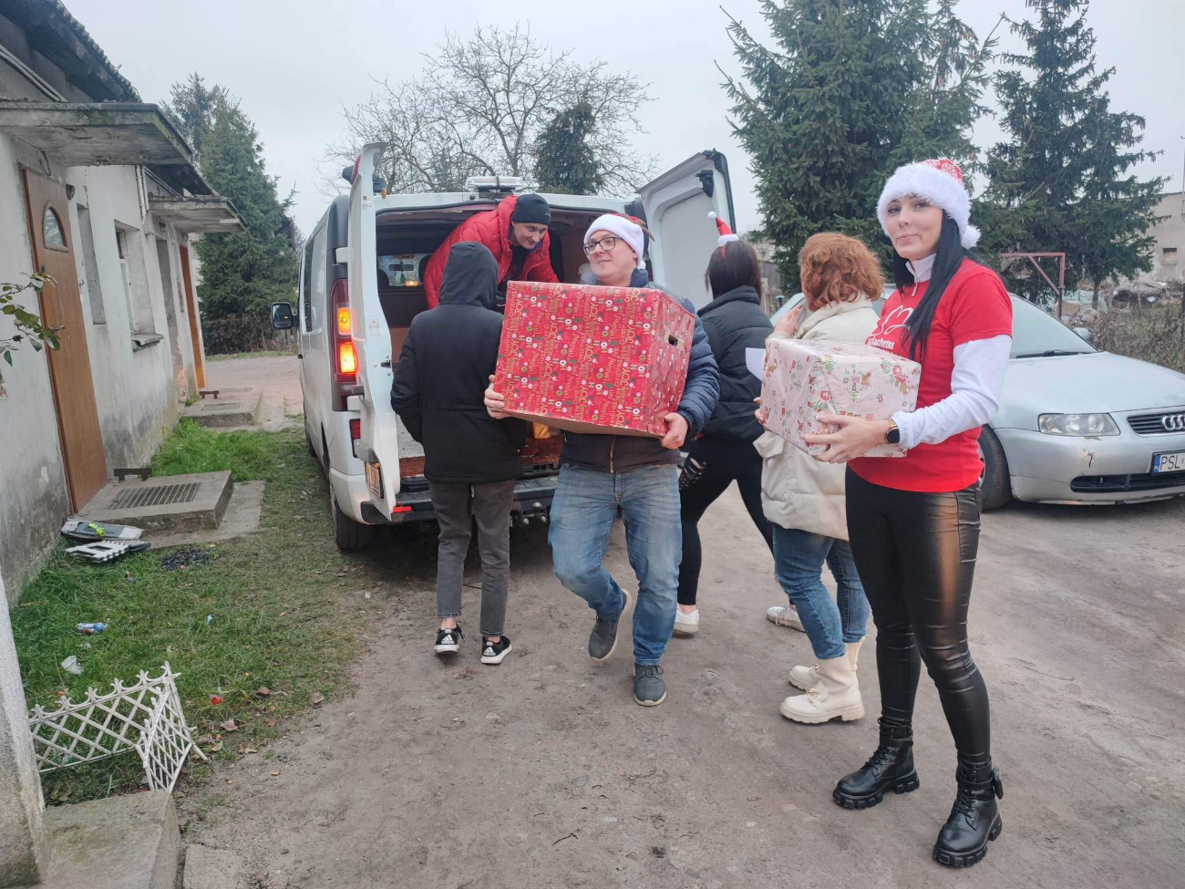 Za nami weekend cudów. Szlachetna Paczka dotarła z pomocą do rodzin ZDJĘCIA