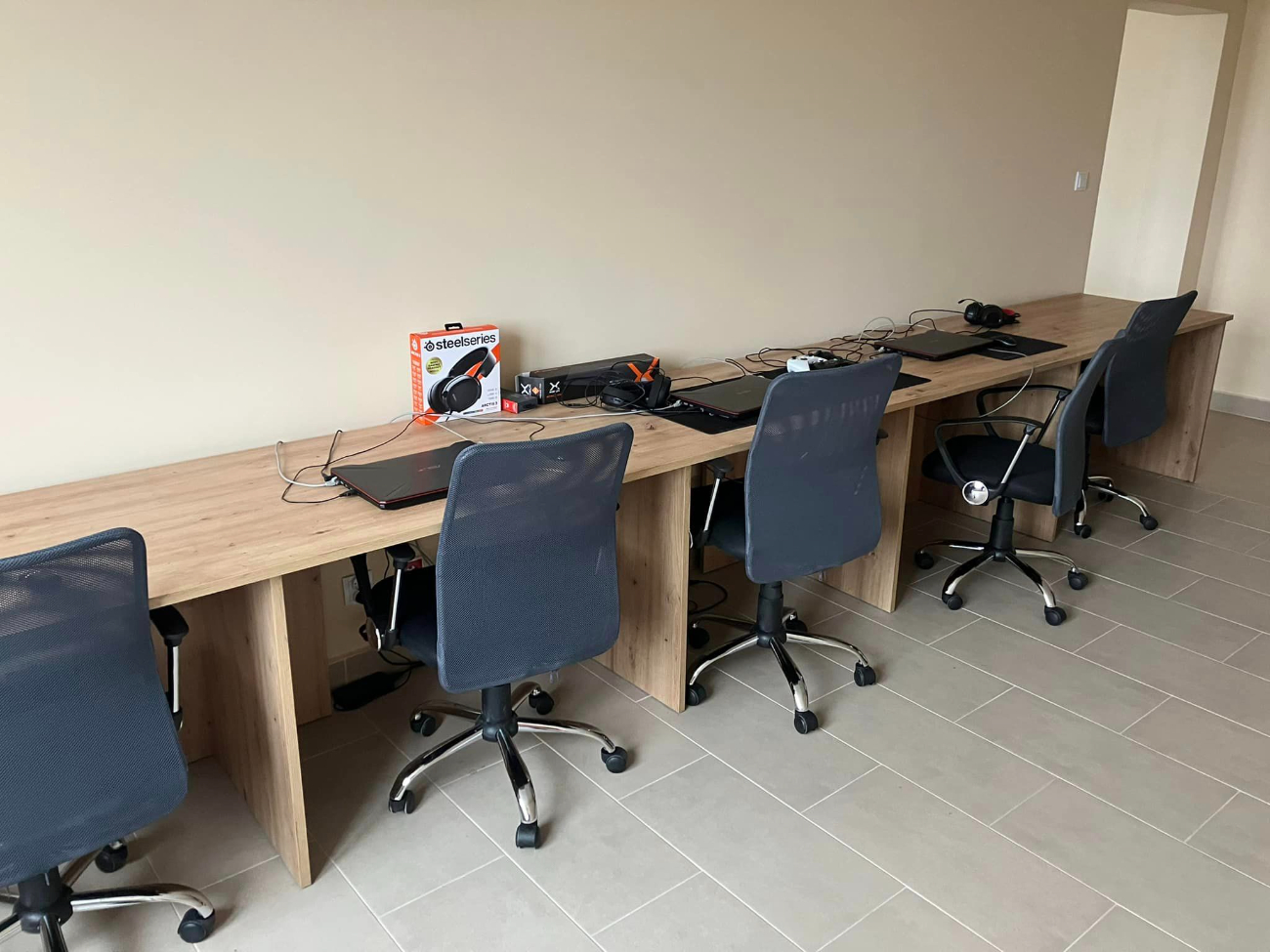 W jakich warunkach mieszkają podopieczni Szansy? Zobacz zdjęcia