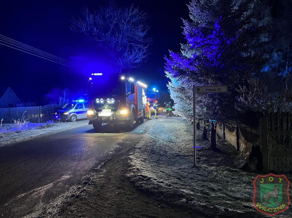 Spłonął samochód w Pokojach ZDJĘCIA