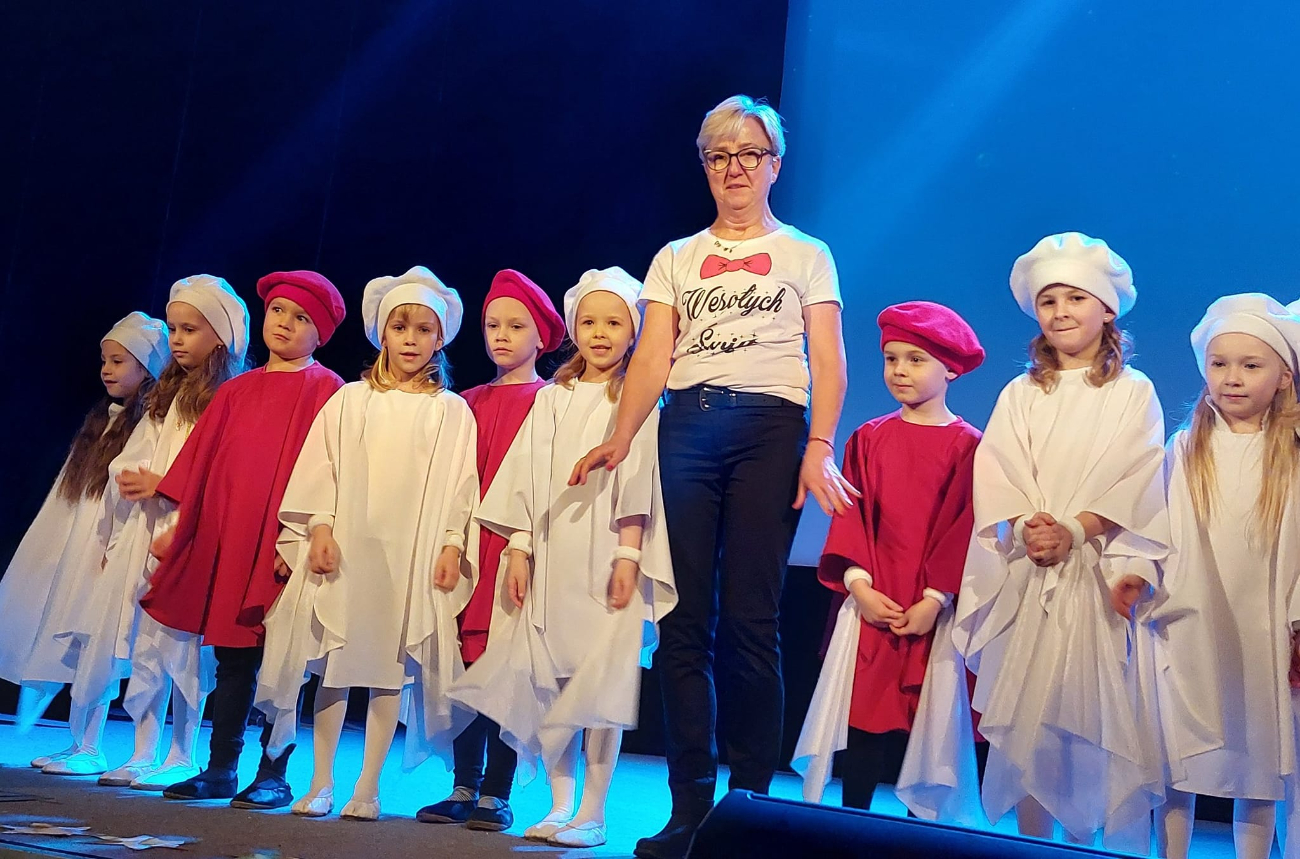 Przedszkolaki z Misia na scenie. Zobacz zdjęcia