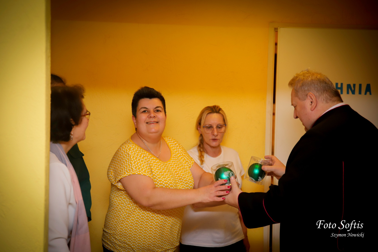 Świąteczne spotkanie parafialnego Caritasu ZDJĘCIA