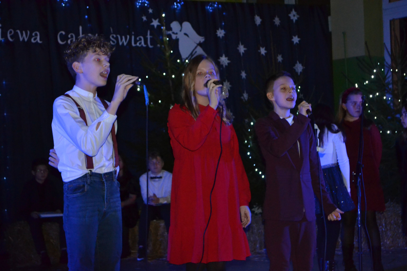 „Niech śpiewa cały świat…”